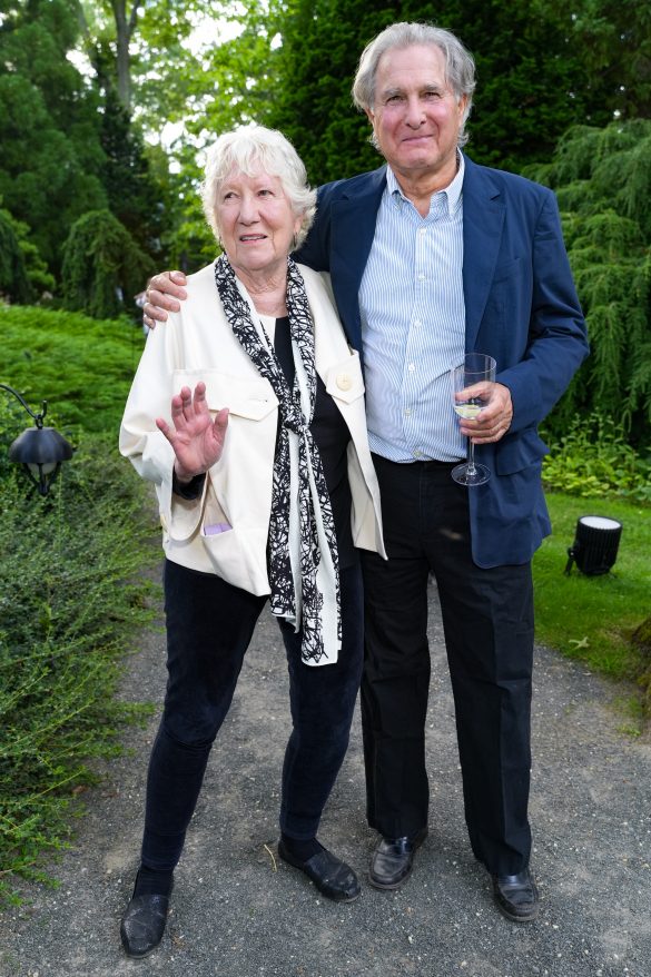 EAST HAMPTON, NY - JULY 22: Mary Heilmann and Ned Smyth attend LongHouse Reserve MIDSUMMER DREAM 2023 Benefit at LongHouse Reserve on July 22, 2023 in East Hampton, NY. (Photo by Sean Zanni/PMC/PMC) *** Local Caption *** Mary Heilmann;Ned Smyth